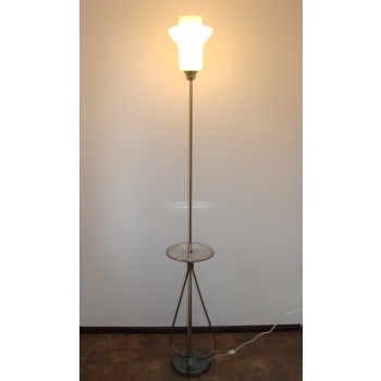 vintage lampa podłogowa ze szklanym kloszem